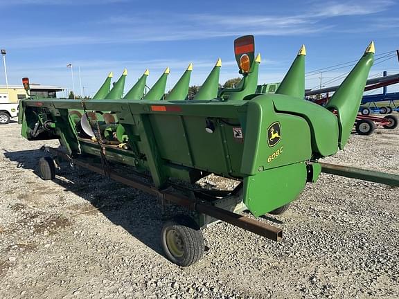 Image of John Deere 608C equipment image 1