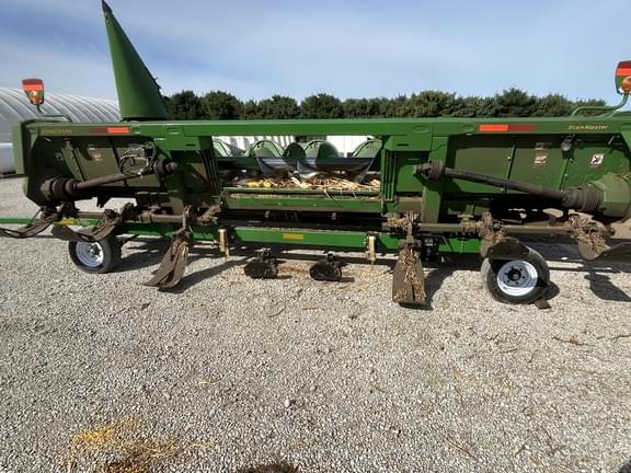 Image of John Deere 608C equipment image 4