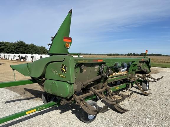Image of John Deere 608C equipment image 2