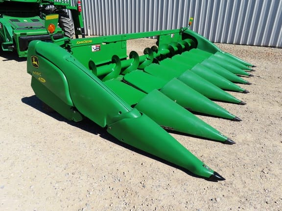 2014 John Deere 608C Equipment Image0