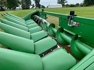 2014 John Deere 608C Equipment Image0