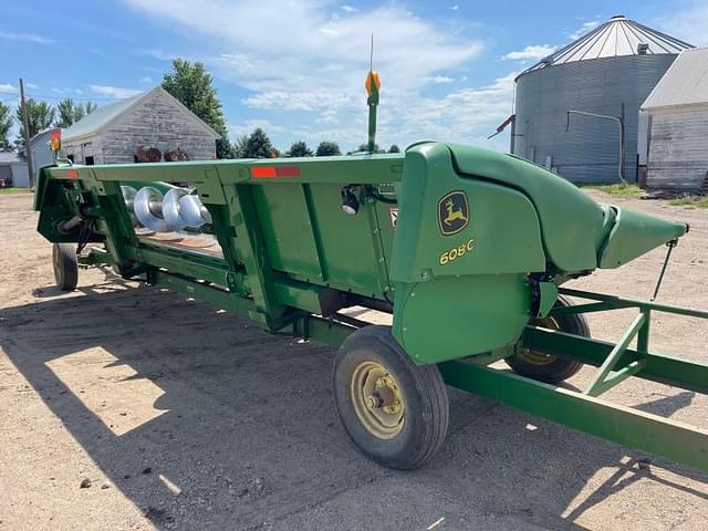 Image of John Deere 608C equipment image 2