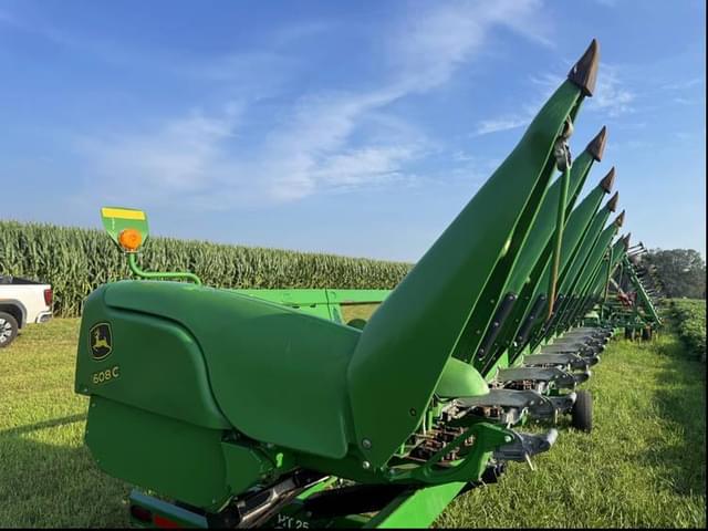 Image of John Deere 608C equipment image 2
