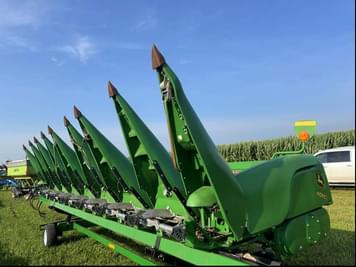 Main image John Deere 608C