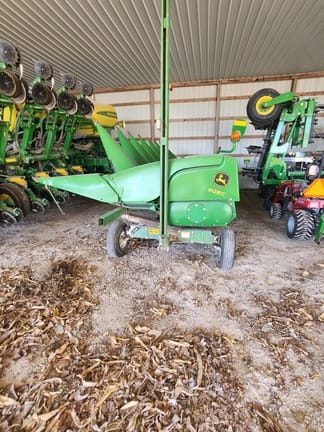 Main image John Deere 608C