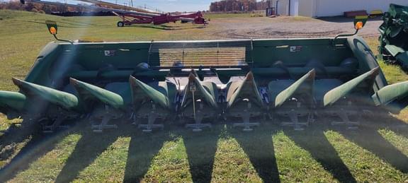 Image of John Deere 608C equipment image 3