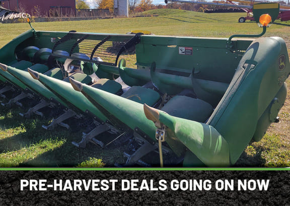 2014 John Deere 608C Equipment Image0