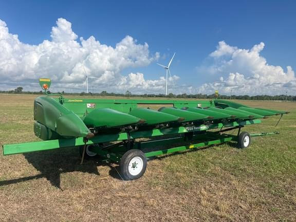 Image of John Deere 608C Primary image