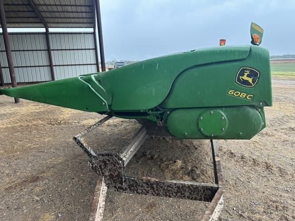 Image of John Deere 608C equipment image 3
