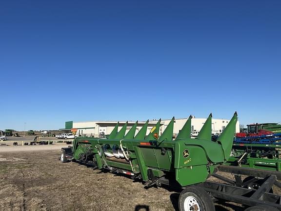 Image of John Deere 608C equipment image 1