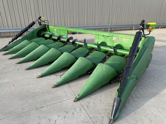 2014 John Deere 608C Equipment Image0