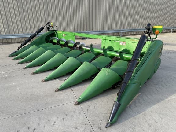 Image of John Deere 608C equipment image 2