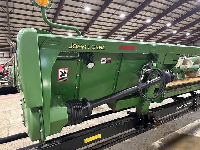 Image of John Deere 608C equipment image 4