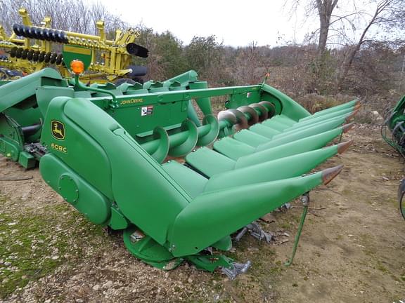 Image of John Deere 608C equipment image 1