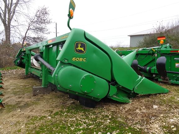 Image of John Deere 608C equipment image 3