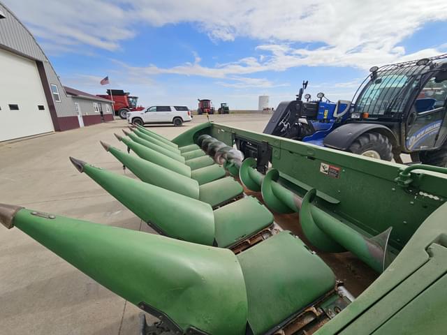 Image of John Deere 608C equipment image 2