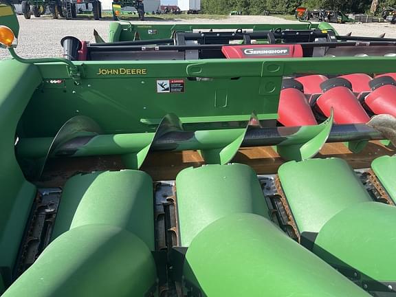 Image of John Deere 608C equipment image 2