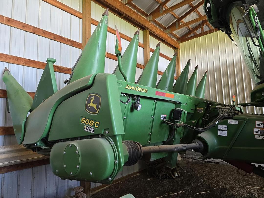 Image of John Deere 608C Image 0
