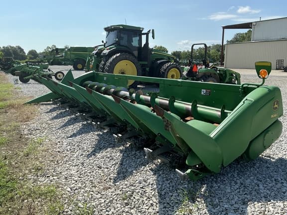 Image of John Deere 608C equipment image 2