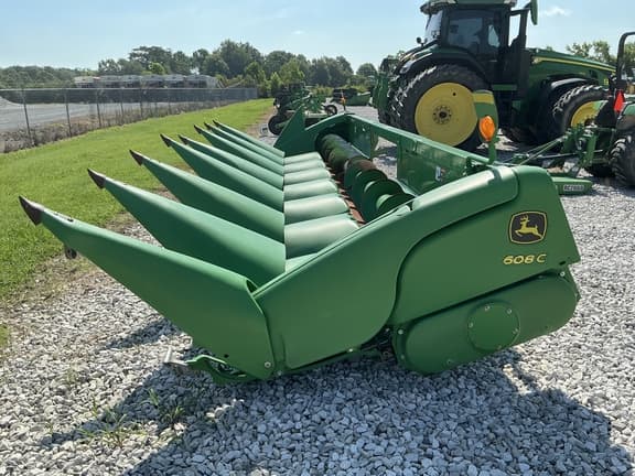 Image of John Deere 608C equipment image 4
