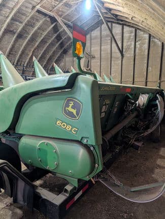 Image of John Deere 608C equipment image 2
