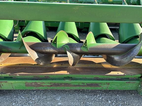 Image of John Deere 608C equipment image 2