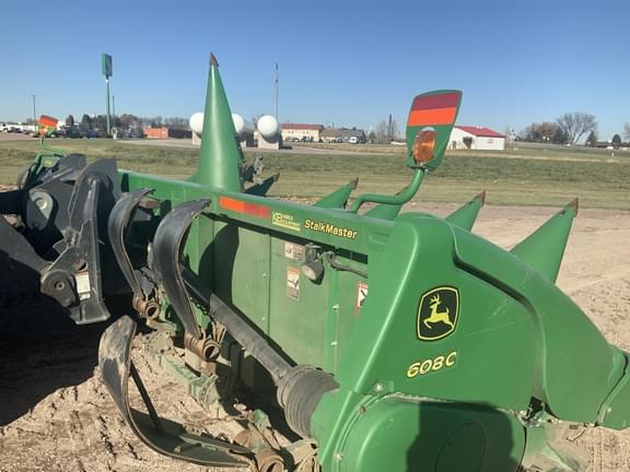 Image of John Deere 608C equipment image 1