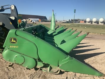 Main image John Deere 608C