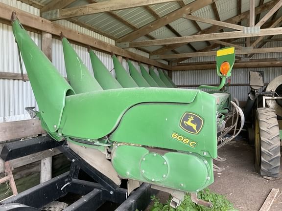 2014 John Deere 608C Equipment Image0