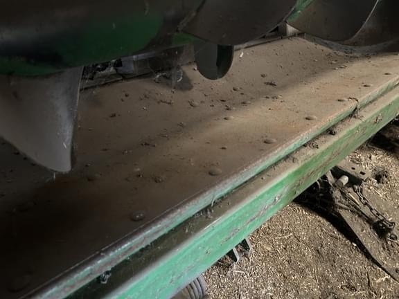 Image of John Deere 608C equipment image 3