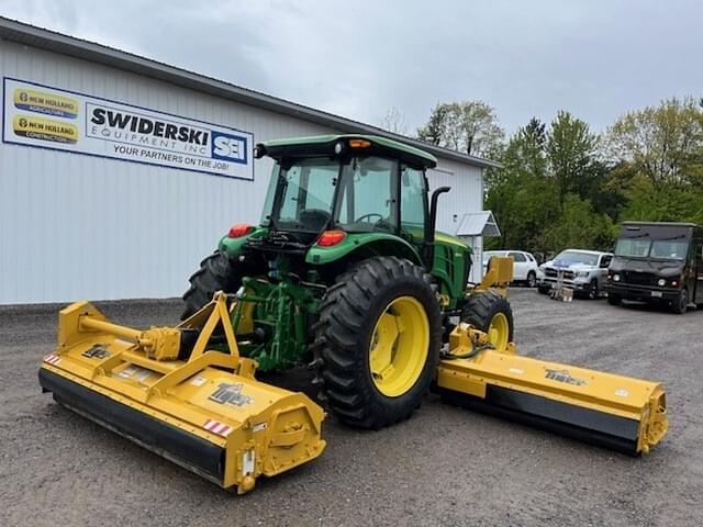 Image of John Deere 6105D equipment image 1