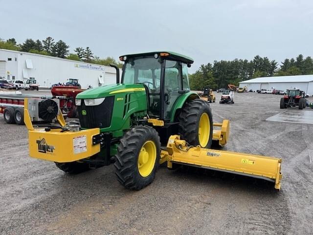 Image of John Deere 6105D equipment image 2