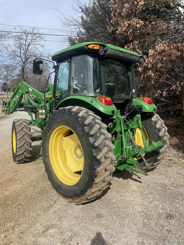 Image of John Deere 6105D equipment image 2