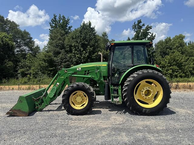 Image of John Deere 6105D equipment image 4
