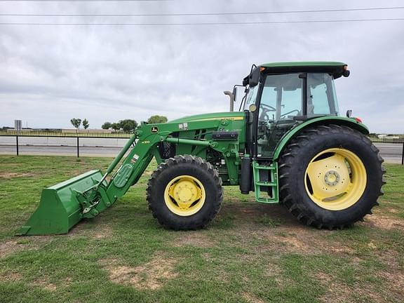 Image of John Deere 6105D equipment image 1