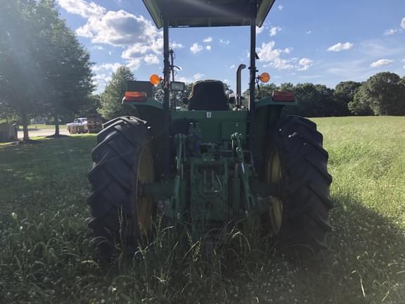 Image of John Deere 6105D equipment image 2