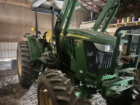 2014 John Deere 6105D Equipment Image0