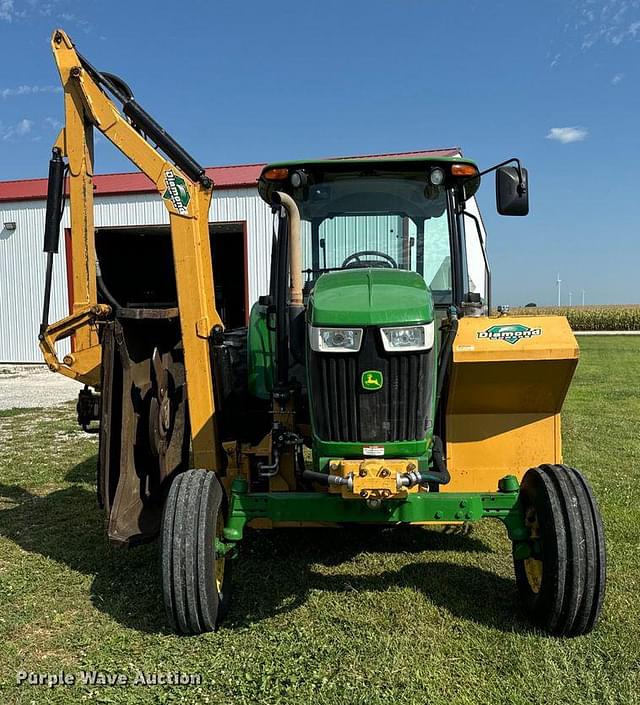 Image of John Deere 6105D equipment image 1