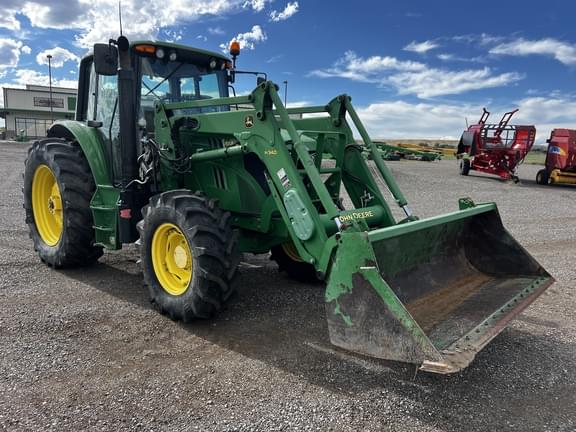Image of John Deere 6105M equipment image 1