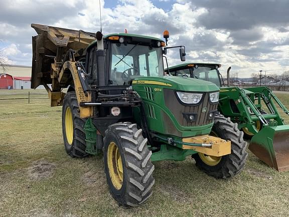 Image of John Deere 6105M equipment image 4