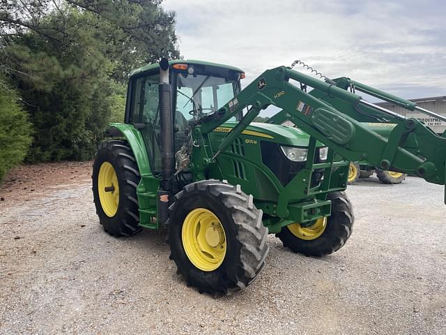 Image of John Deere 6105M equipment image 3