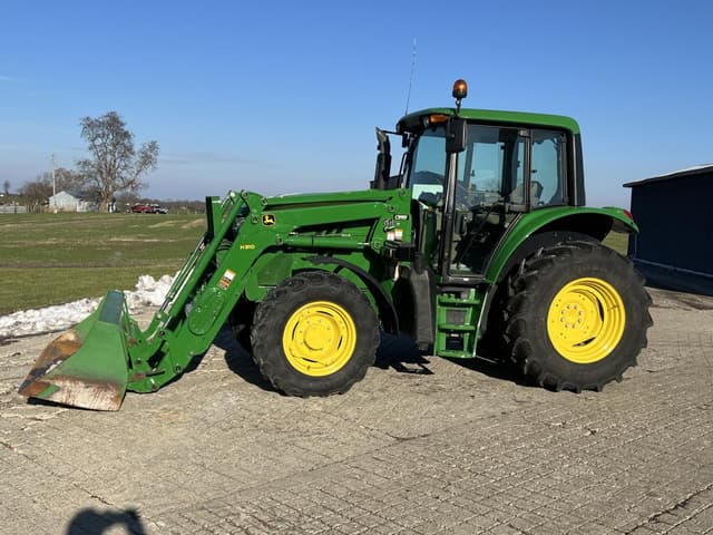 Image of John Deere 6105M equipment image 1