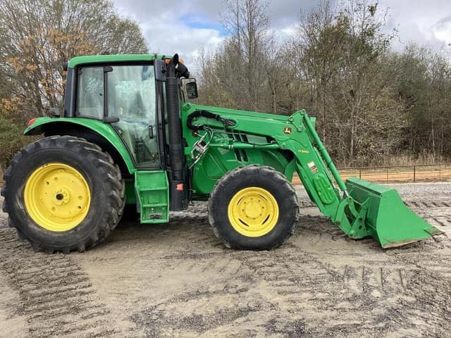 Image of John Deere 6105M equipment image 2