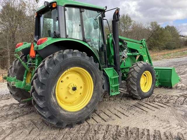 Image of John Deere 6105M equipment image 4
