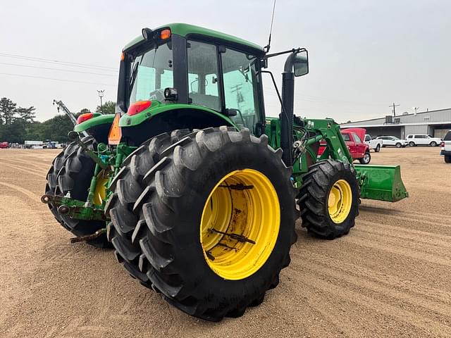 Image of John Deere 6105M equipment image 4