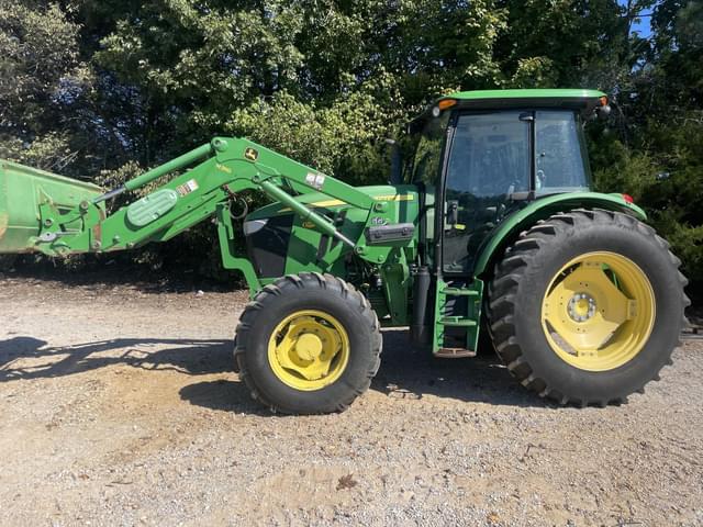 Image of John Deere 6115D equipment image 1