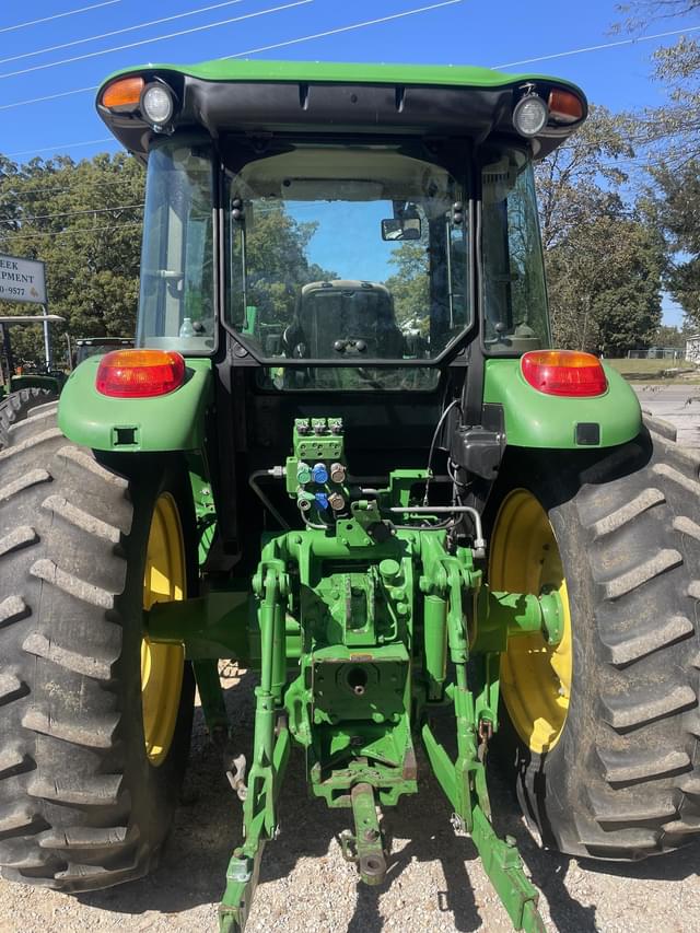 Image of John Deere 6115D equipment image 4