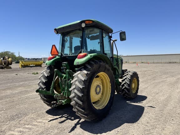 Image of John Deere 6115D equipment image 3