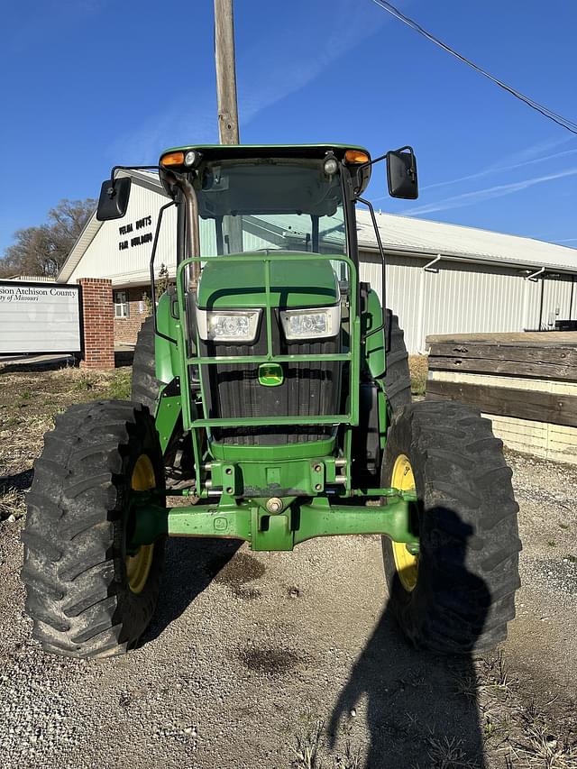 Image of John Deere 6115D equipment image 3