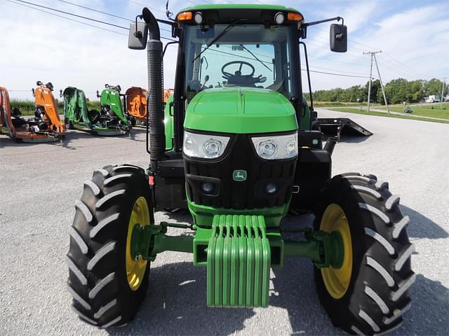 Image of John Deere 6115M equipment image 4